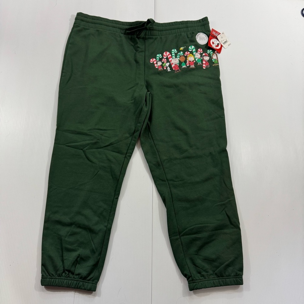 562. NWT Peanuts Dark Green Jogger Pants (XXL)